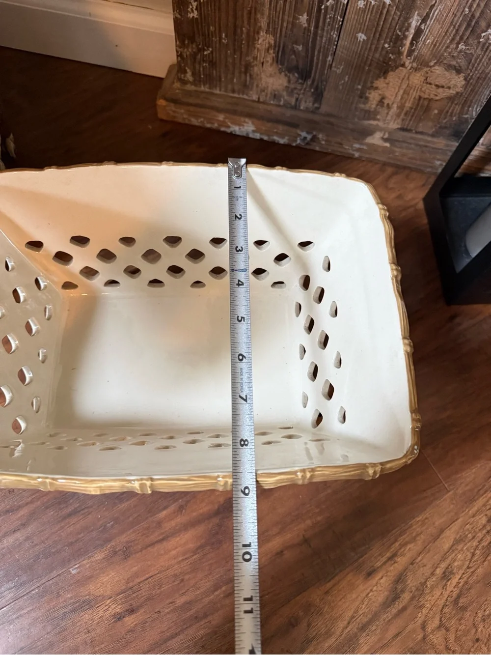 Ceramic Lattice/Woven Apple Basket, Apple Motif